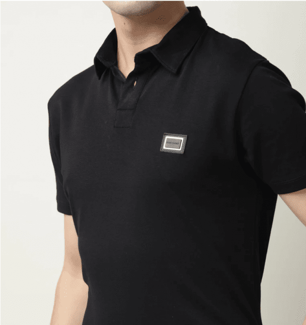 BADGE - BLACK
